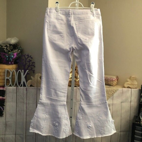 Juliette sz 10 White Sequin Bell Bottom Jeans NWT - Picture 4 of 10